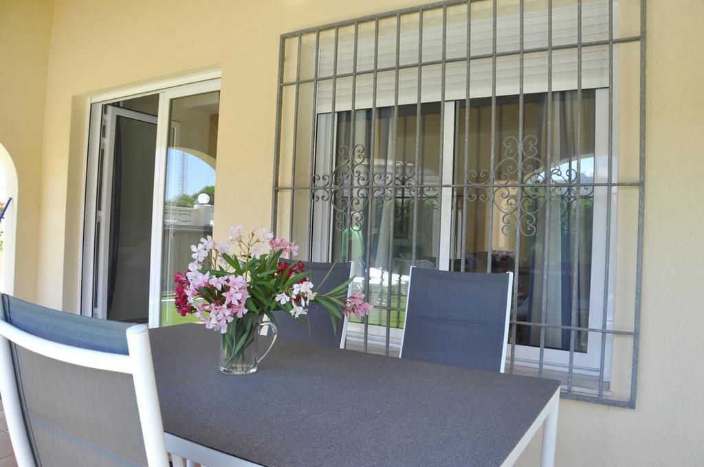 Chalet Las Rosas Ferienhaus *